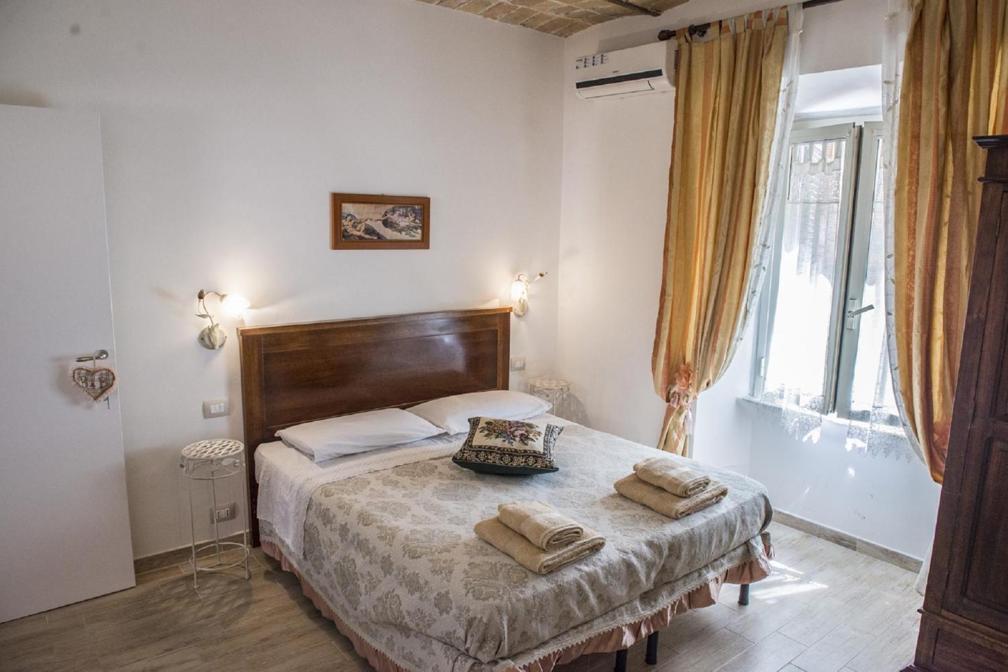 Guest house All'ombra Del Cupolone 2*